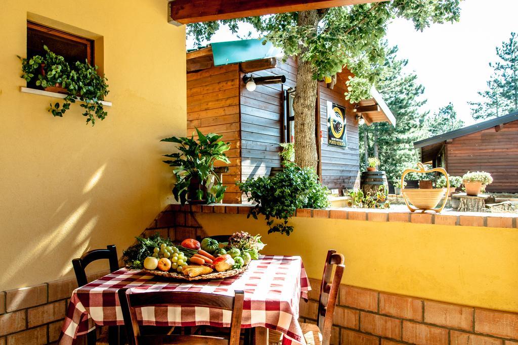 Hôtel La Taverna Dei Briganti à Cotronei Extérieur photo